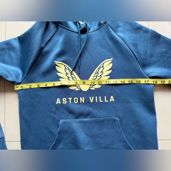 Aston Villa Castore , England UK Pullover Hoodie Size 4 Polyester Soft Winter - Picture 10 of 16